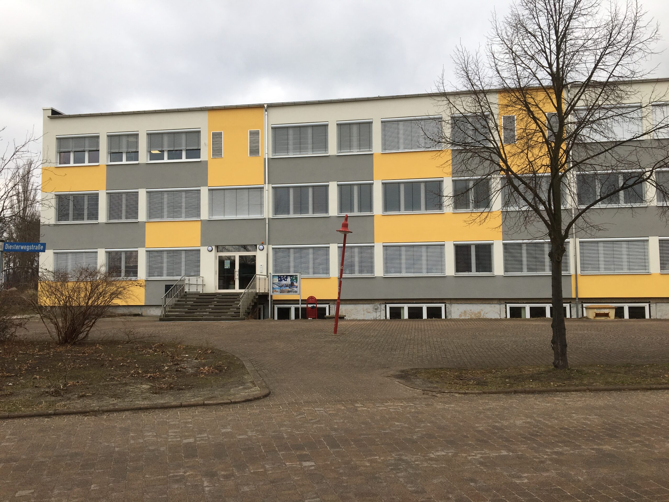 Errichtung eines Begegnungszentrums im Gebäude der Freien Schule Boxberg und Energetische Sanierung der Fassade des Gebäudes